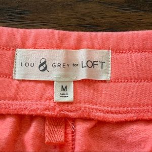 Lou and Grey for loft pink shorts with front and back pockets